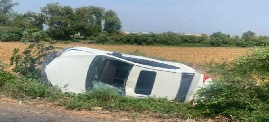 Volcadura en la carretera 19