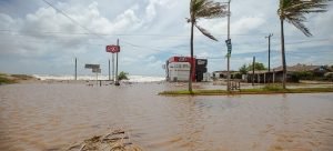 La tormenta ‘Kay’ afectó a playas de Ahome y Guasave