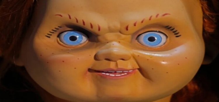 Joven de Puebla da vida al diabólico muñeco Chucky