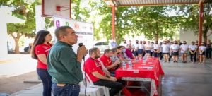 Empresa local da apoyo económico para rehabilitación de escuelas en Guasave