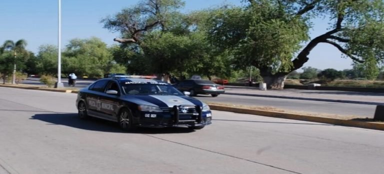 Asaltan tienda de autoservicio en la colonia Ejidal