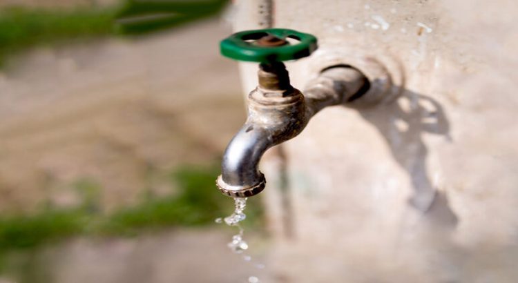 Se suspende el servicio de agua potable en más de 8 comunidades