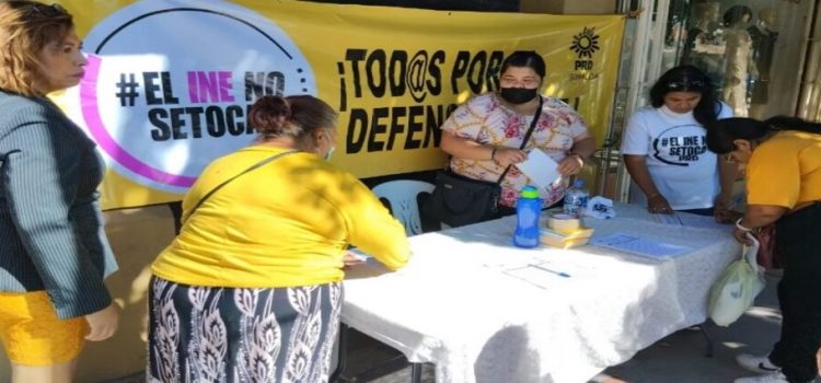 En Guasave el PRD inicia campaña en defensa del INE