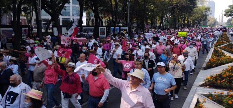 Marcha contra la reforma electoral de López Obrador