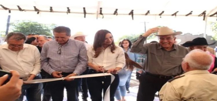 Rubén Rocha Moya inauguró la carretera Caitime – El Progreso