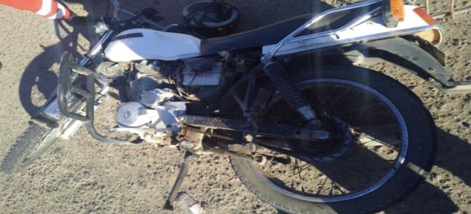 Un hombre perdió la vida cuando fue arrollado junto a su pareja