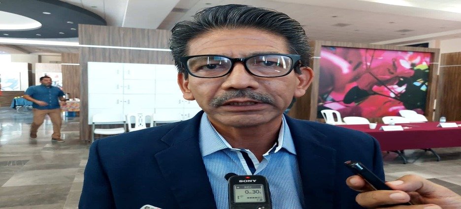 Detectan que Martín Ahumada Quintero, percibe 987.37 pesos diarios