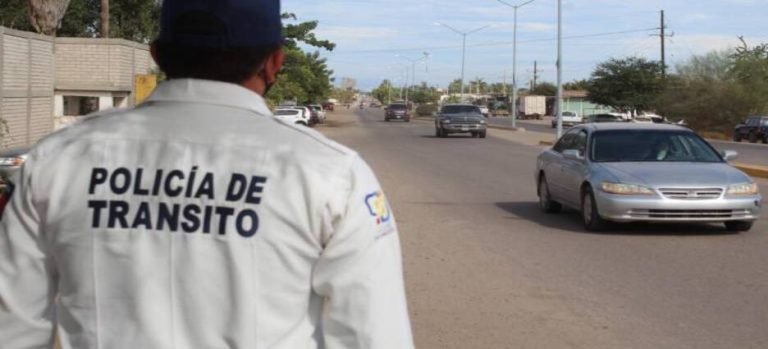 Sancionan a agente de tránsito por extorción