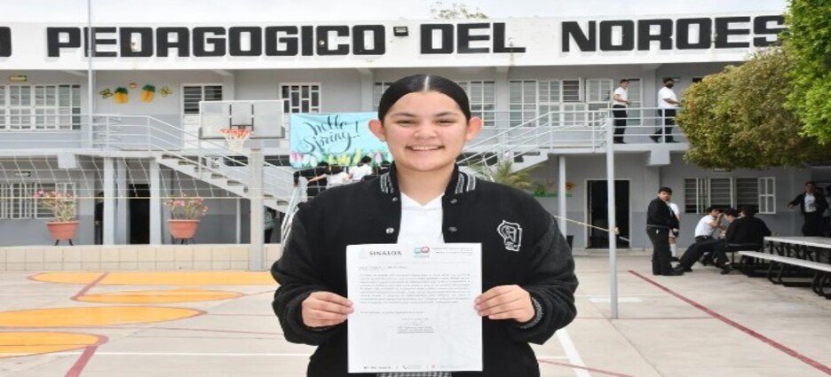 La joven Karla Elizabeth Castillo recibió un galardón como como embajadora de la ONU
