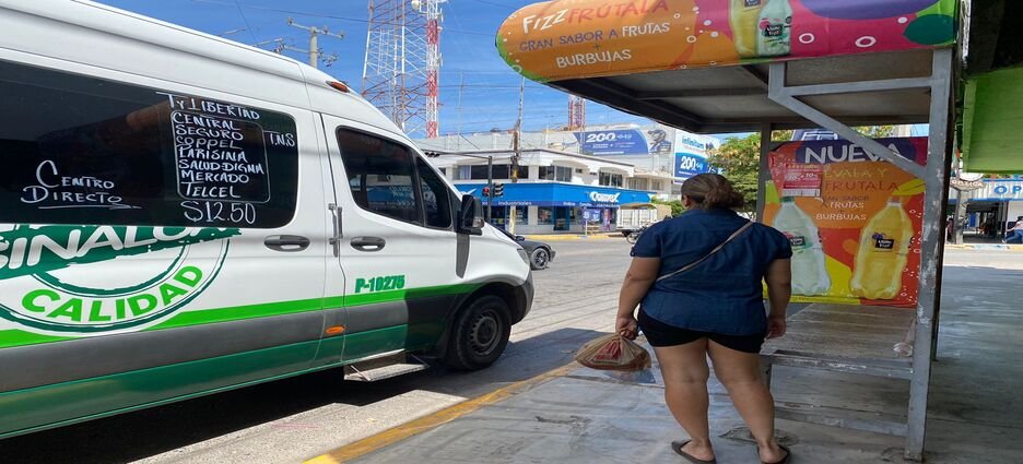 Incrementan casos de acoso a mujeres en las paradas de camión