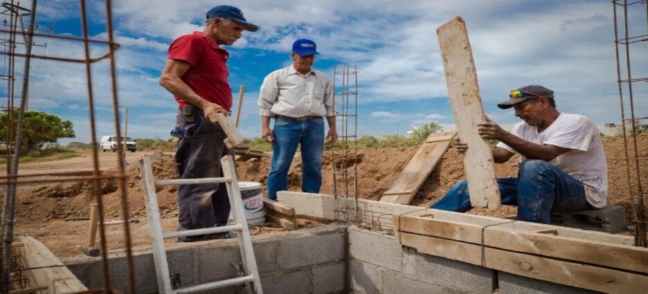 Para prevenir las inundaciones trabajan en la construcción de cárcamos de bombeo pluvial