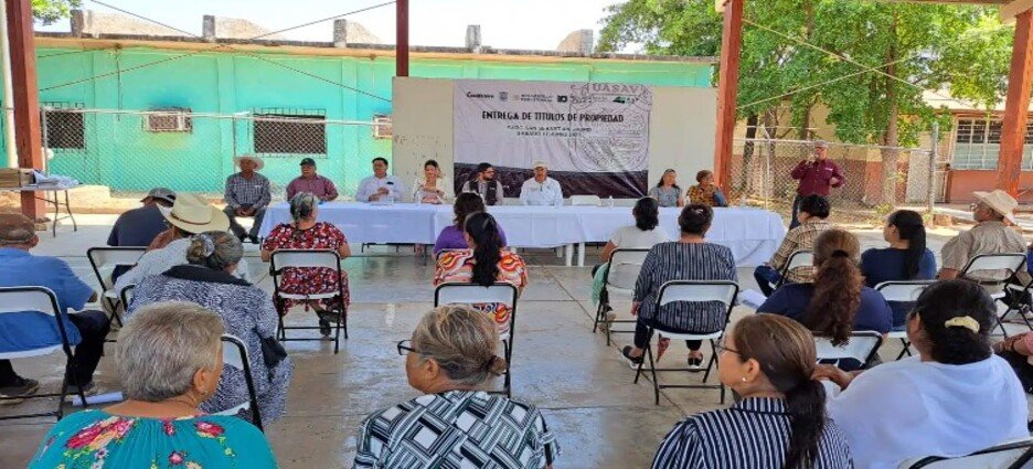 RAN entrega 150 títulos de propiedad a habitantes de San Sebastián