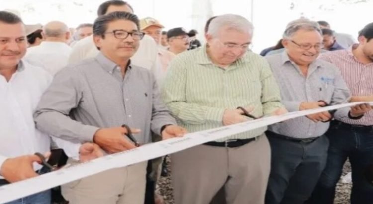 Rubén Rocha y Martín Ahumada inauguraron la planta potabilizadora de La Brecha