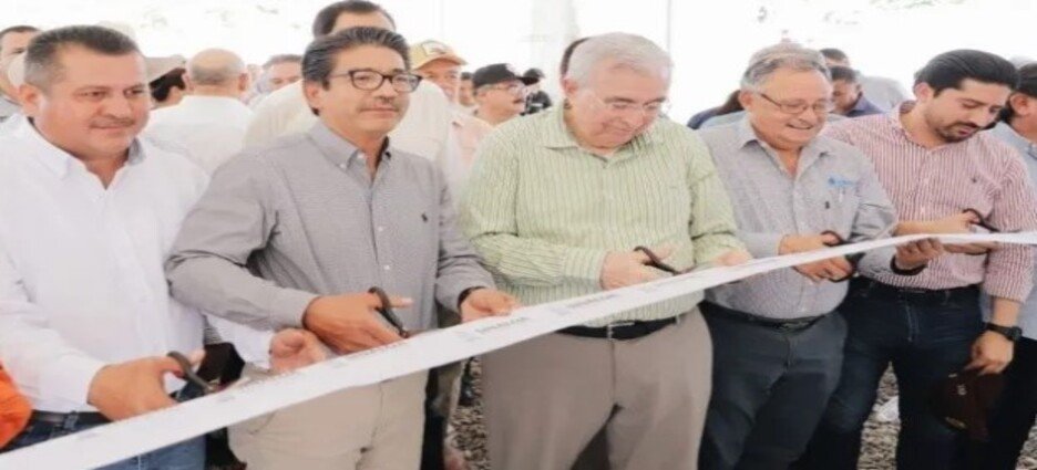 Rubén Rocha y Martín Ahumada inauguraron la planta potabilizadora de La Brecha