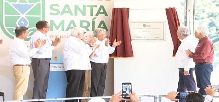AMLO inauguró la presa Santa María en Sinaloa