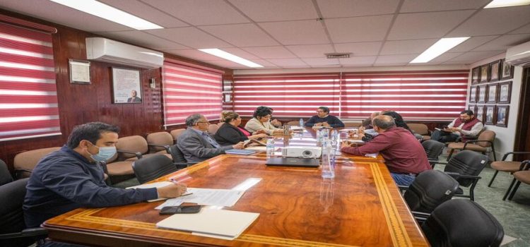 Se reunió Ahumada Quintero con Comité Fundacional de Juan José Ríos