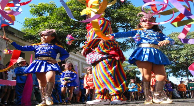 Sinaloa espera una derrama de más de mil mdp por los 20 carnavales que se celebrarán