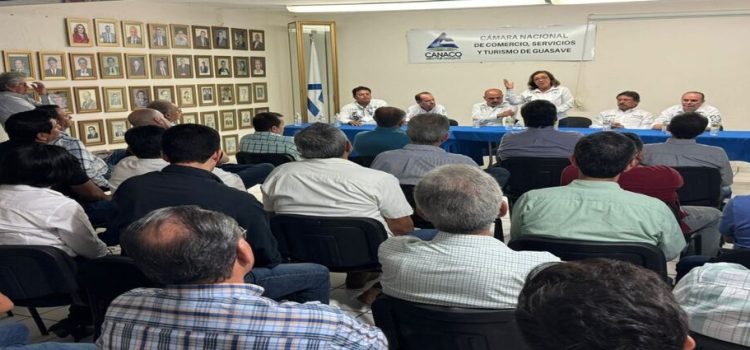 Alba Virgen Montes presenta sus propuestas a los sectores de la construcción