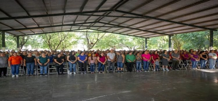 Entregarán a 13 mil adolescentes la beca “Rita Cetina Gutiérrez”