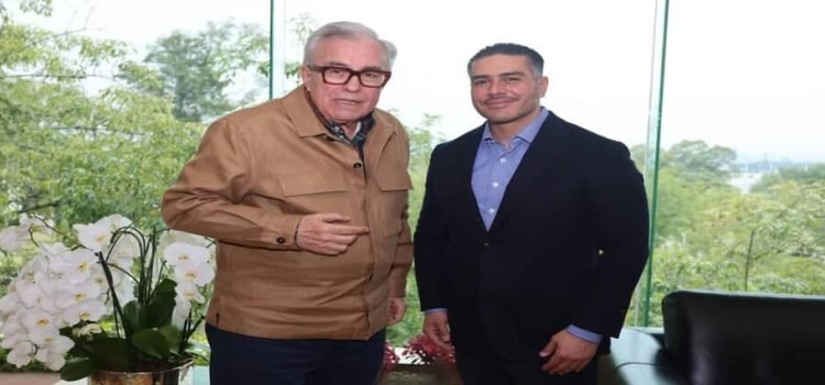 Harfuch arriba a Sinaloa tras explosión de vehículo en Culiacán