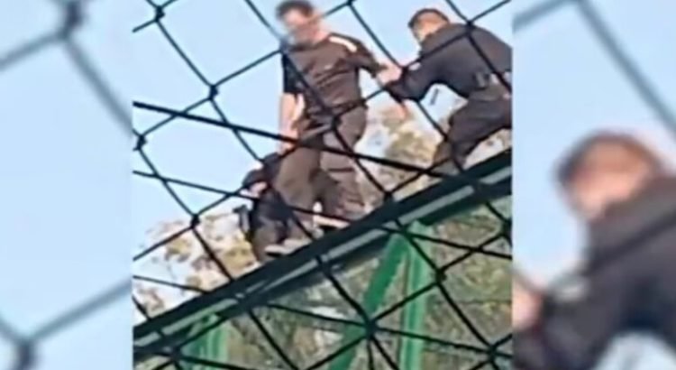 Encuentran a adolescente golpeado en cuartería de Ruiz Cortines, Guasave