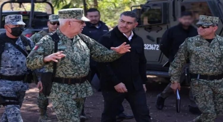 García Harfuch y general Ricardo Trevilla supervisan labores de seguridad en Sinaloa