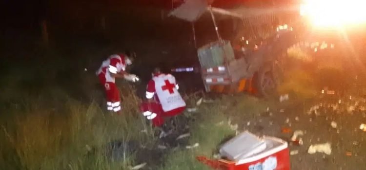 Motociclista pierde la vida en la carretera México 15 en Guasave Motociclista pierde la vida en la carretera México 15 en Guasave