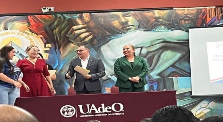 UA de O entrega becas por Verano Científico