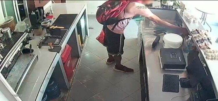 Sujeto se lleva más de 10 mil pesos en cafetería
