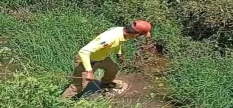 Localizan cilindro de gas con fuga abandonado