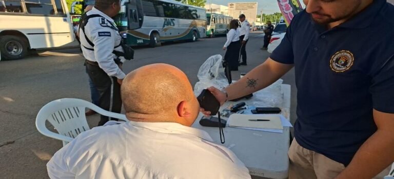 Arranca Operativo de alcoholímetro en central camionera de Guasave