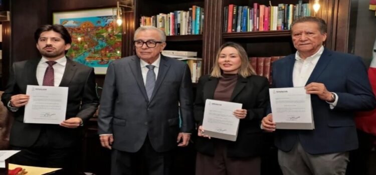 Rocha designa nuevos titulares en Gobierno, Economía y SEBIDES