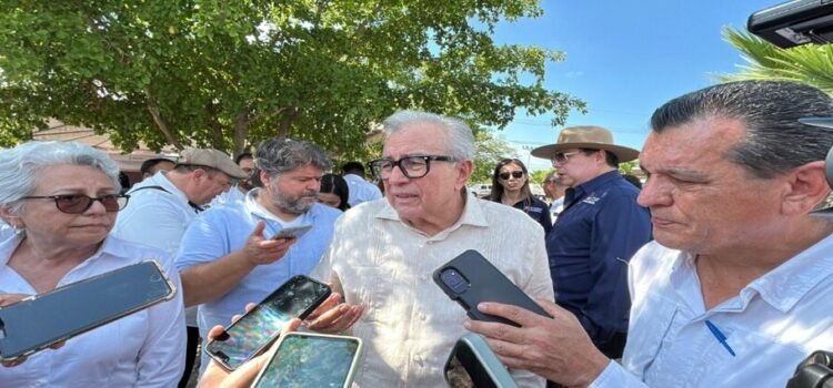 Rocha Moya pide a productores de maíz tener paciencia