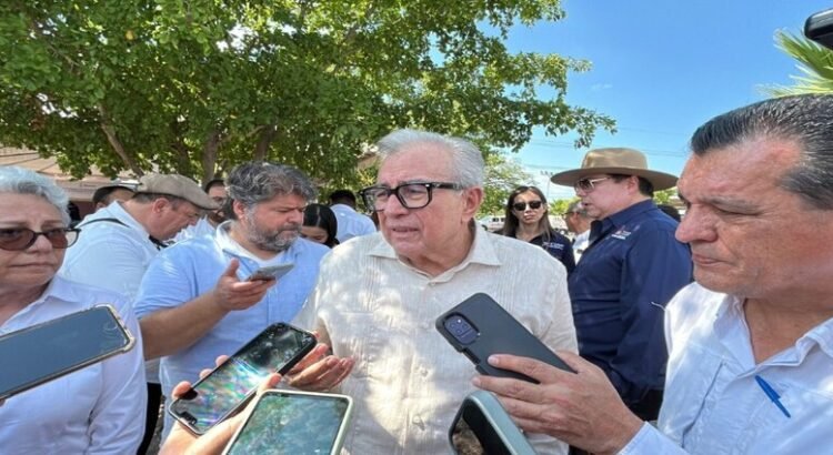 Rocha Moya pide a productores de maíz tener paciencia Rocha Moya pide a productores de maíz tener paciencia