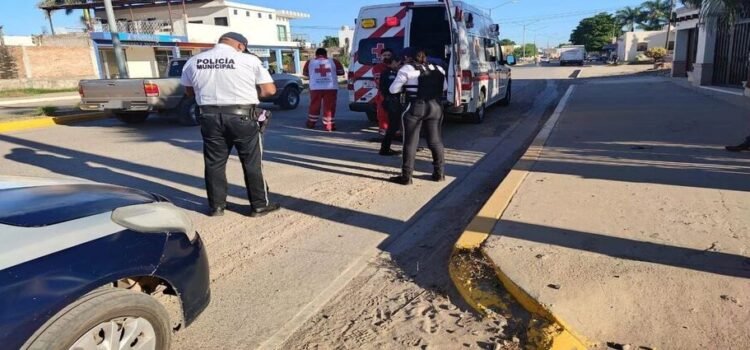 Mujer derrapar en el bulevar Aceitunas y resulta lesionada