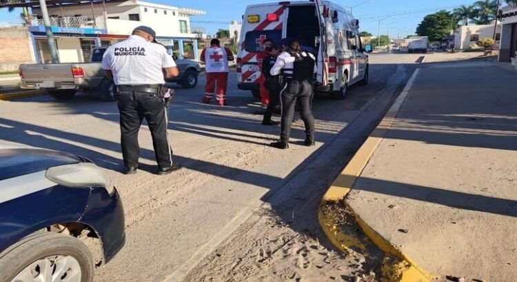Mujer derrapar en el bulevar Aceitunas y resulta lesionada